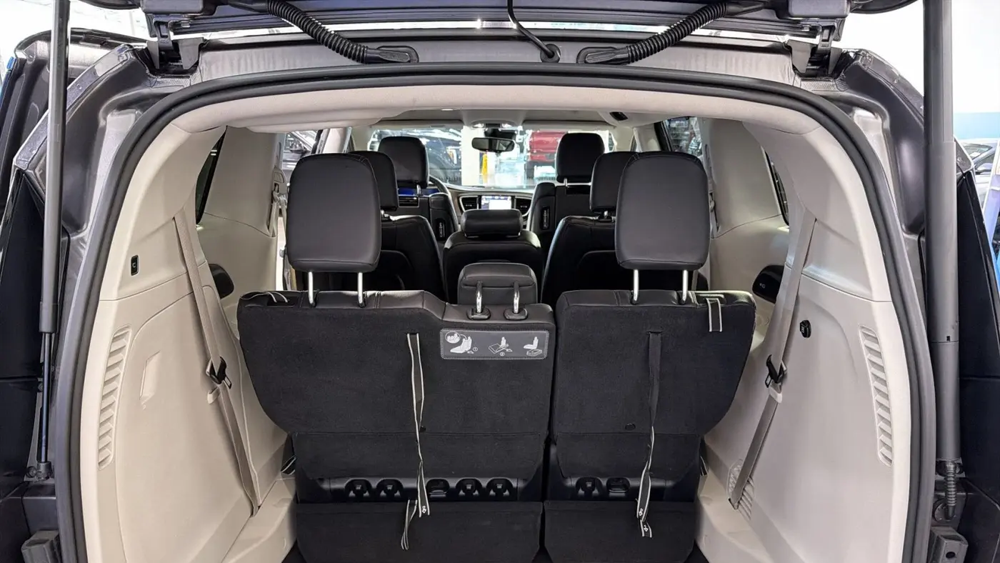 2018 Chrysler Pacifica Touring L Plus