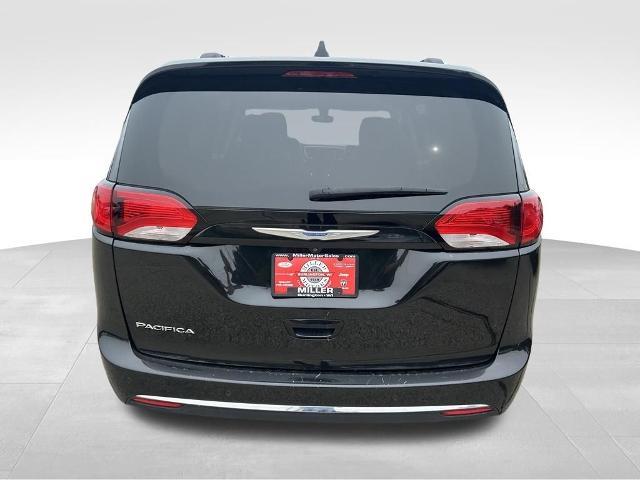 2018 Chrysler Pacifica - $13,359