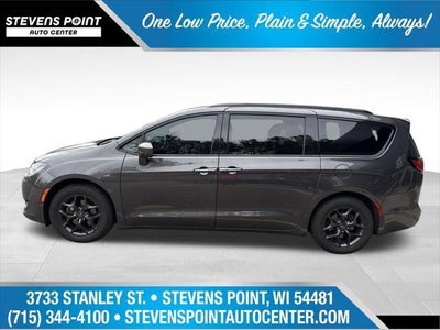 2020 Chrysler Pacifica Touring L Plus 4DR Mini-Van