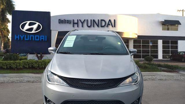 2020 Chrysler Pacifica Touring L Plus