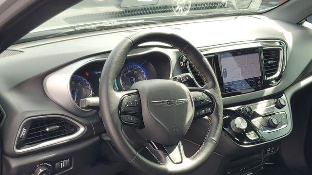 2020 Chrysler Pacifica Touring L Plus