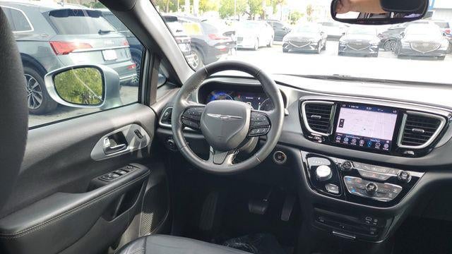 2020 Chrysler Pacifica Touring L Plus