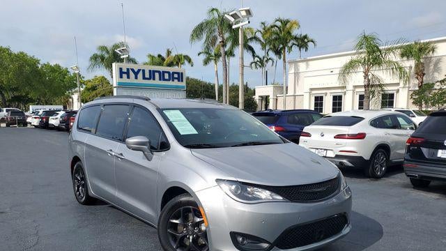 2020 Chrysler Pacifica Touring L Plus