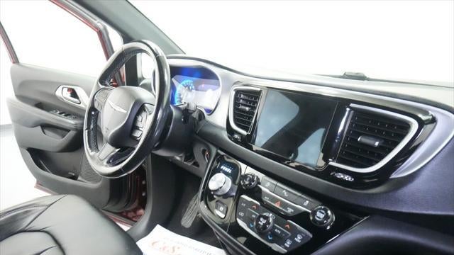 2019 Chrysler Pacifica Touring L Plus