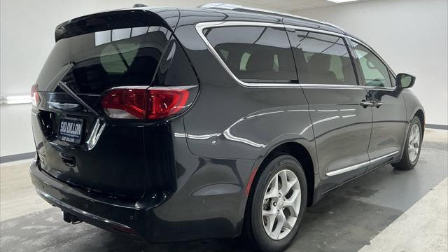 2019 Chrysler Pacifica Touring L Plus