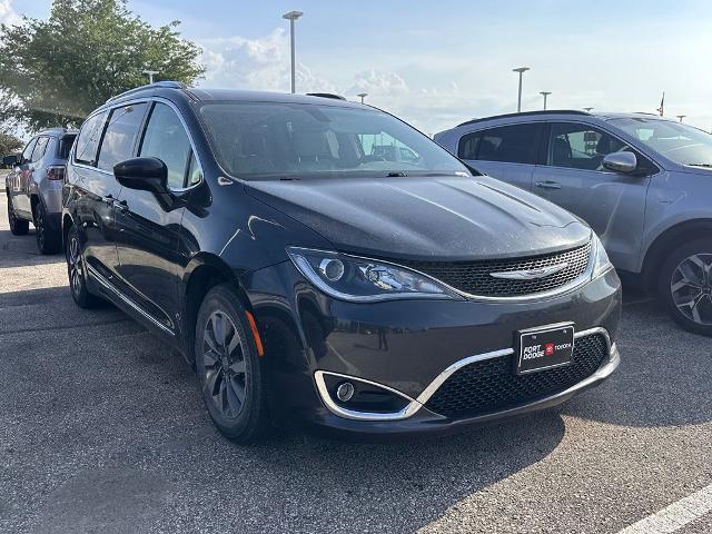 2020 Chrysler Pacifica - $14,932