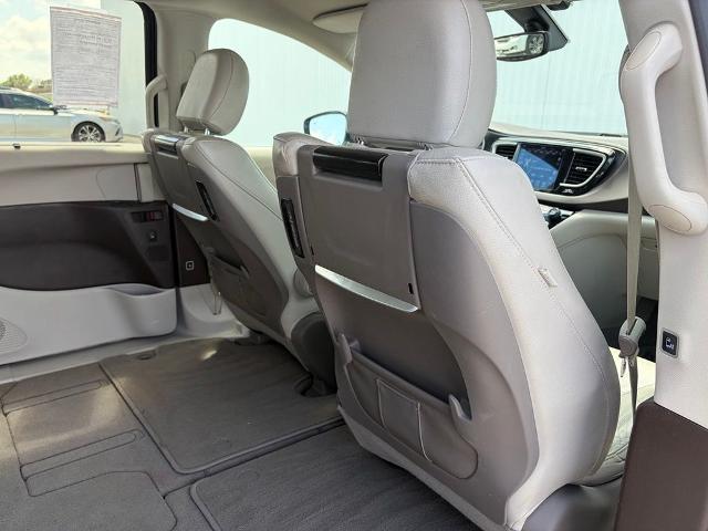 2020 Chrysler Pacifica - $14,932