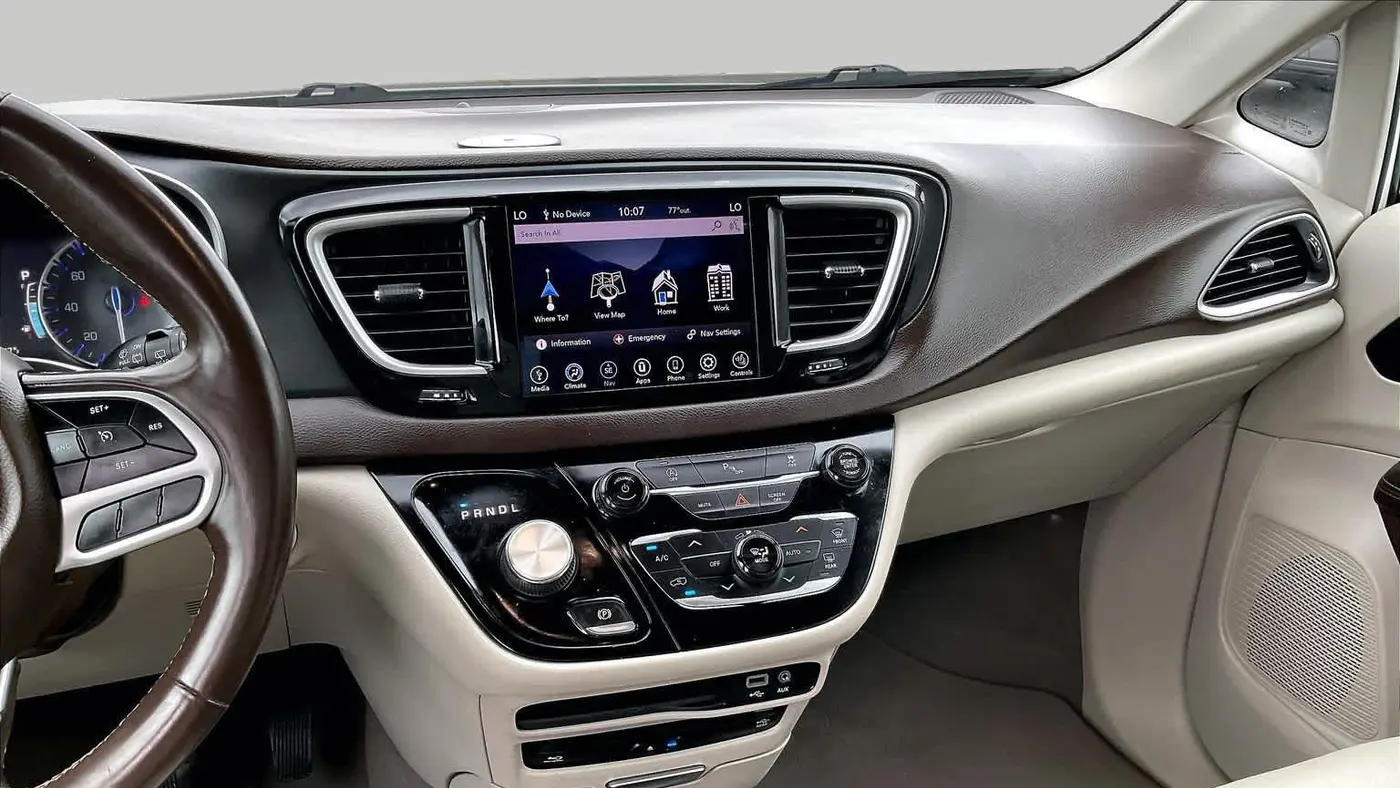 2020 Chrysler Pacifica Touring L Plus