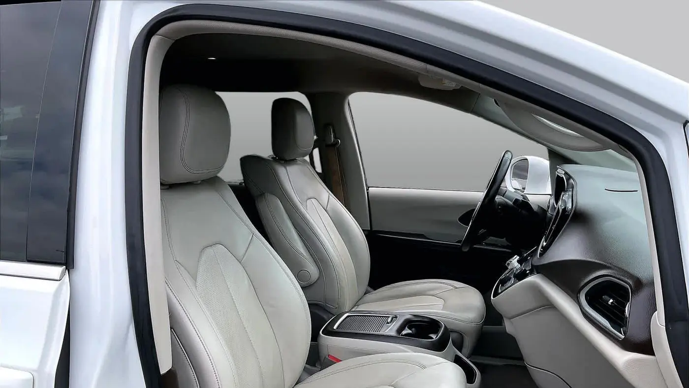 2020 Chrysler Pacifica Touring L Plus