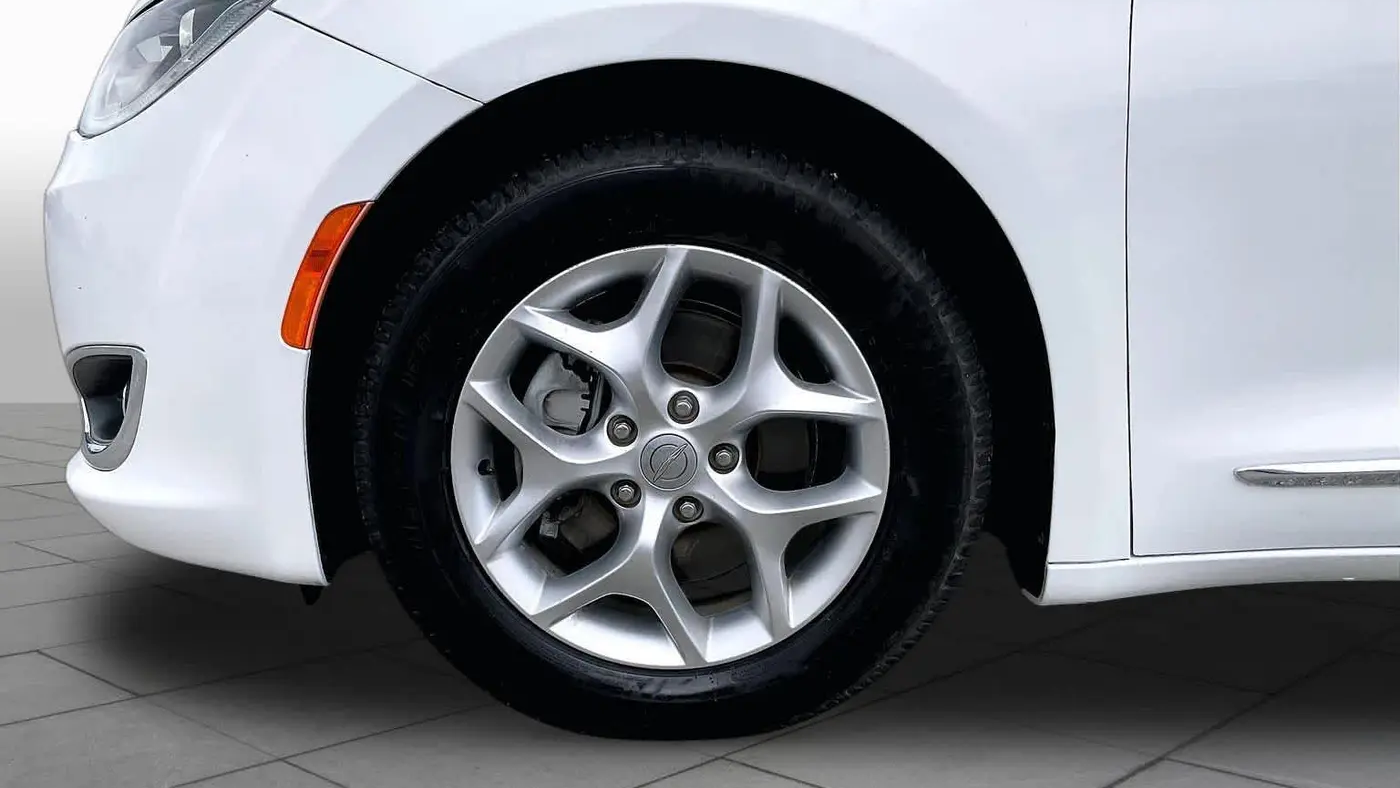 2020 Chrysler Pacifica Touring L Plus