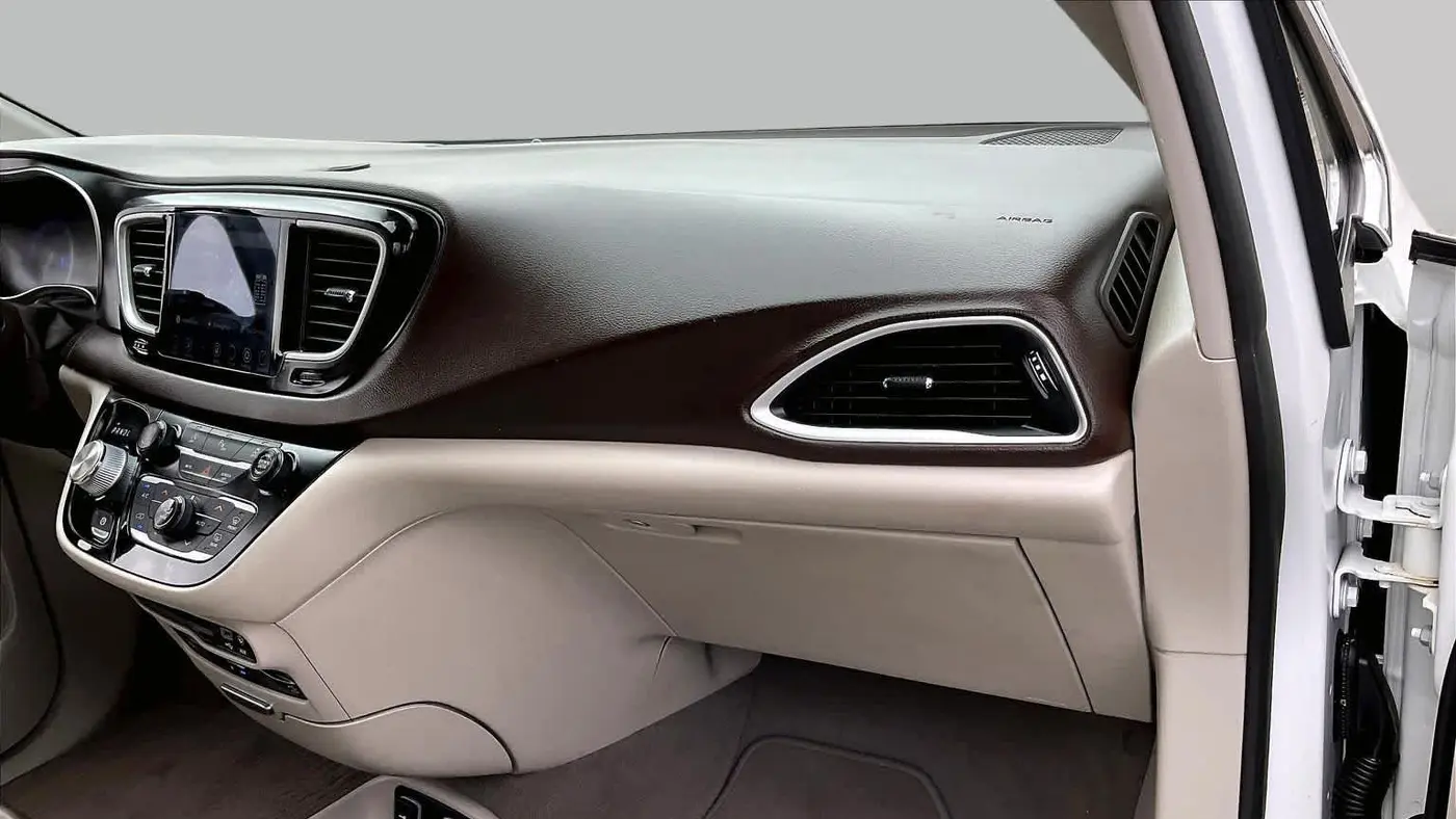 2020 Chrysler Pacifica Touring L Plus