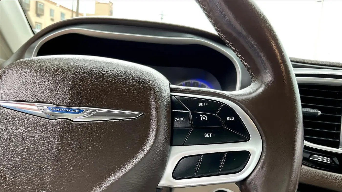 2020 Chrysler Pacifica Touring L Plus