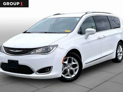 2020 Chrysler Pacifica Touring L Plus 4DR Mini-Van