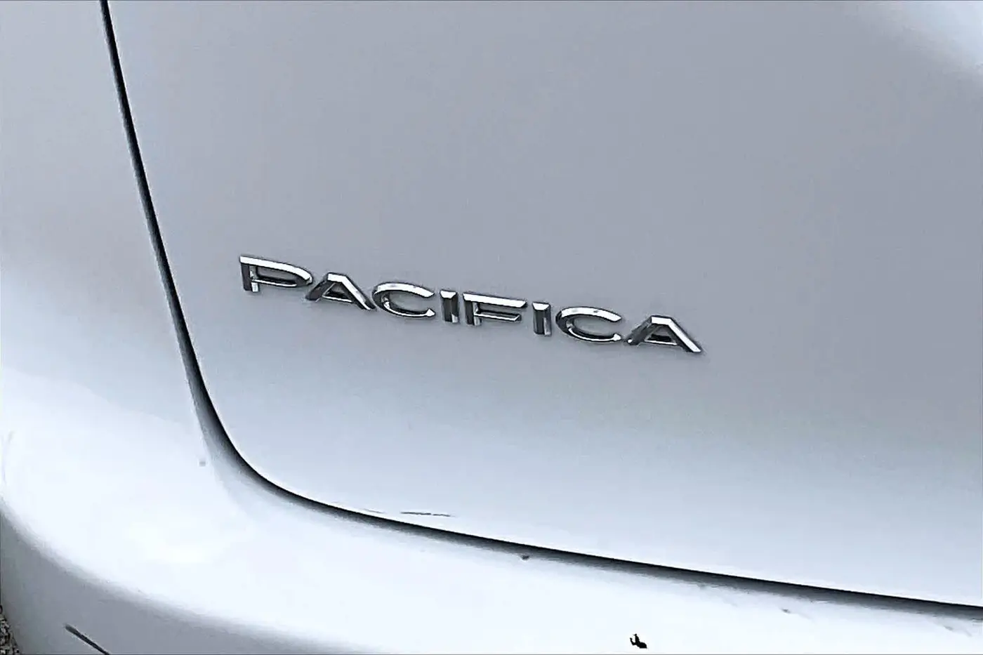 2020 Chrysler Pacifica - $12,995
