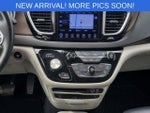 2017 Pacifica Thumbnail 25