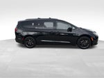 2020 Pacifica Thumbnail 7