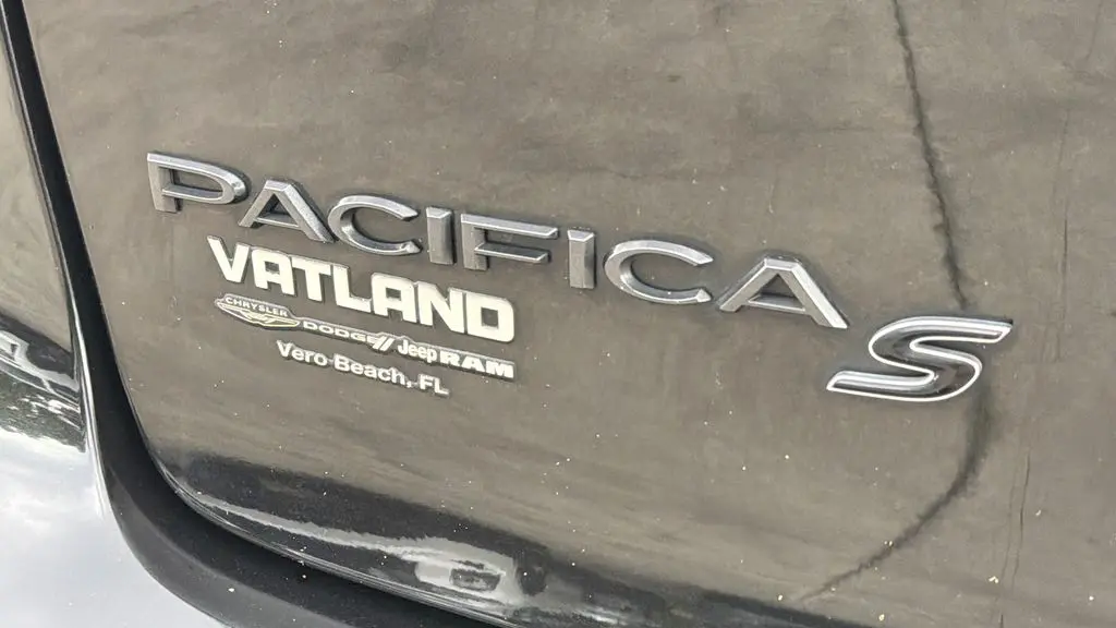 2020 Chrysler Pacifica Touring L Plus