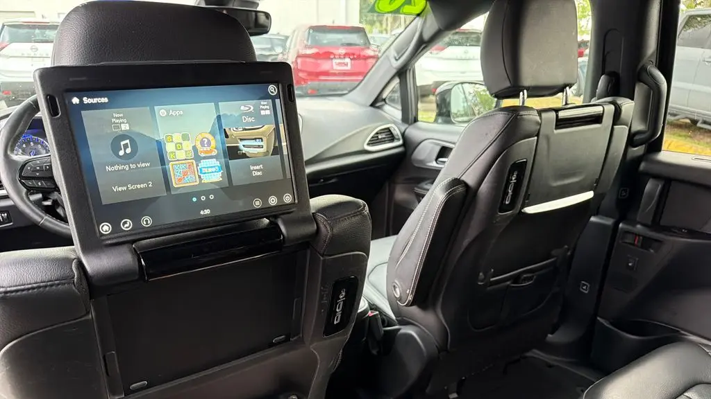 2020 Chrysler Pacifica Touring L Plus