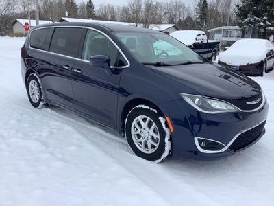 2020 Chrysler Pacifica Touring 4DR Mini-Van