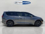 2019 Pacifica Thumbnail 9