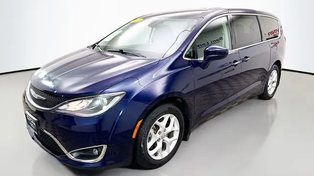 2018 Chrysler Pacifica Touring Plus
