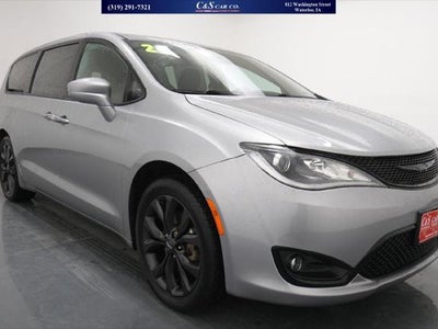2020 Chrysler Pacifica Touring 4DR Mini-Van