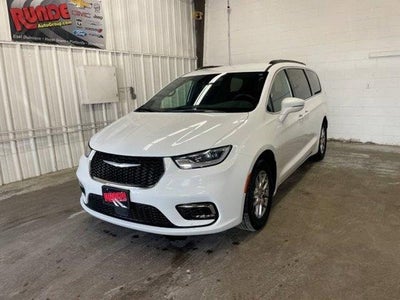 Photo of a 2022 Chrysler Pacifica Touring 4DR Mini-Van for sale
