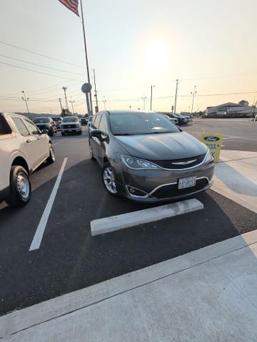 2018 Chrysler Pacifica - $15,795