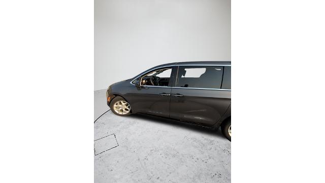 2018 Chrysler Pacifica - $15,795