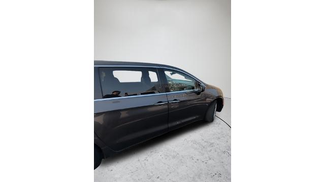 2018 Chrysler Pacifica - $15,795