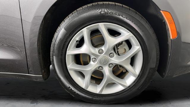 2018 Chrysler Pacifica - $15,795