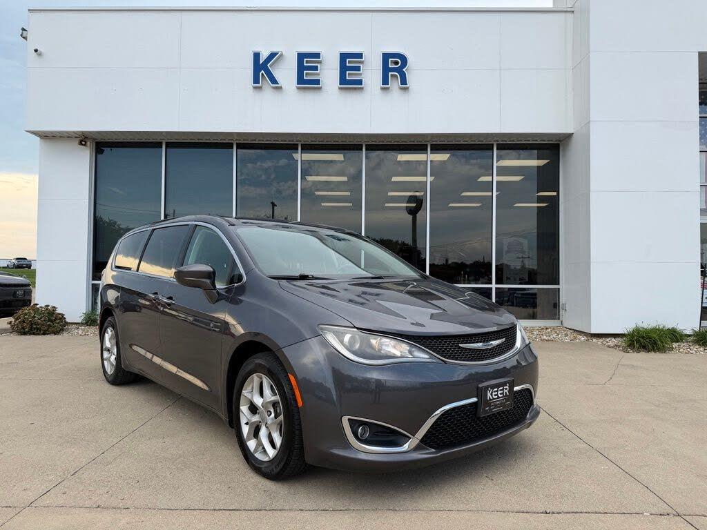 2018 Chrysler Pacifica - $12,397