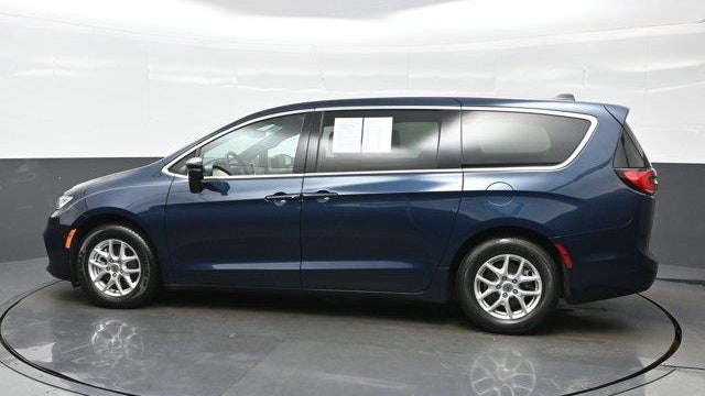 2024 Chrysler Pacifica Touring
