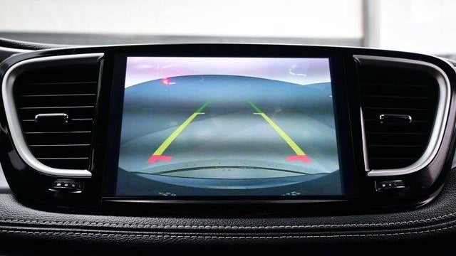 2024 Chrysler Pacifica Touring