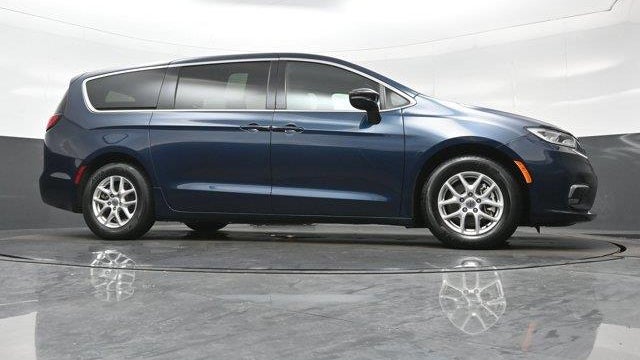 2024 Chrysler Pacifica Touring