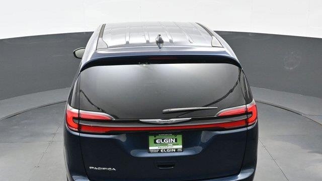 2024 Chrysler Pacifica Touring