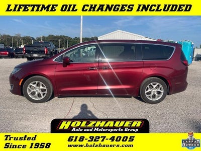 2018 Chrysler Pacifica Touring Plus 4DR Mini-Van