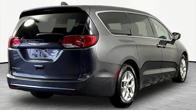 2018 Chrysler Pacifica Touring Plus