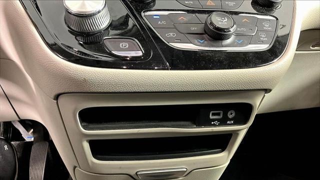 2018 Chrysler Pacifica Touring Plus