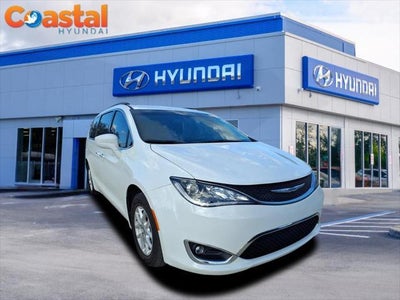 2020 Chrysler Pacifica Touring 4DR Mini-Van