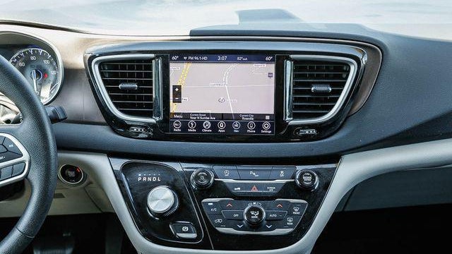 2018 Chrysler Pacifica Touring Plus