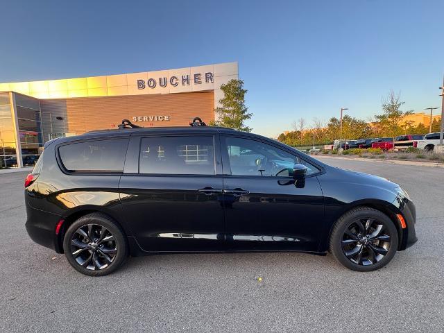 2020 Chrysler Pacifica - $13,297