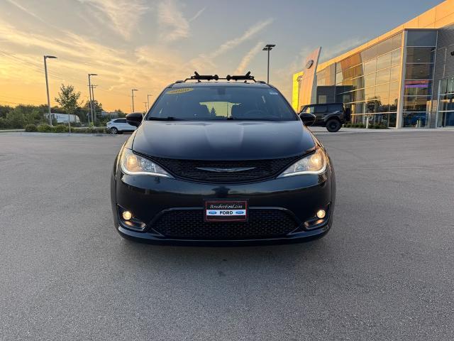 2020 Chrysler Pacifica - $13,297