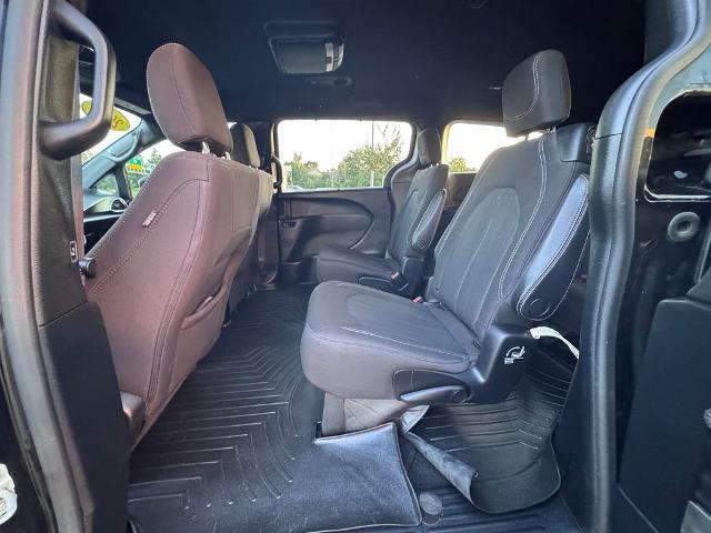 2020 Chrysler Pacifica - $13,297