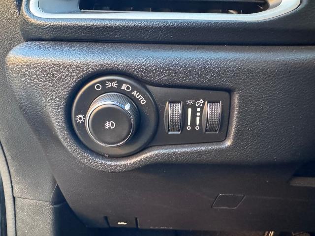 2020 Chrysler Pacifica - $13,297