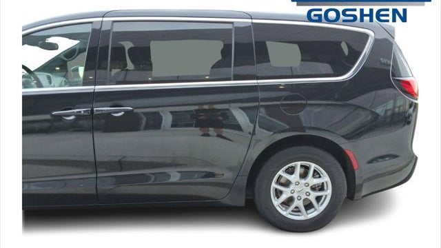 2023 Chrysler Pacifica Touring