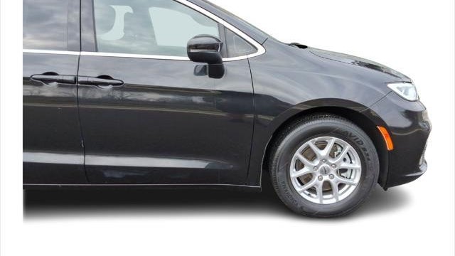 2023 Chrysler Pacifica Touring