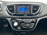 2018 Pacifica Thumbnail 28