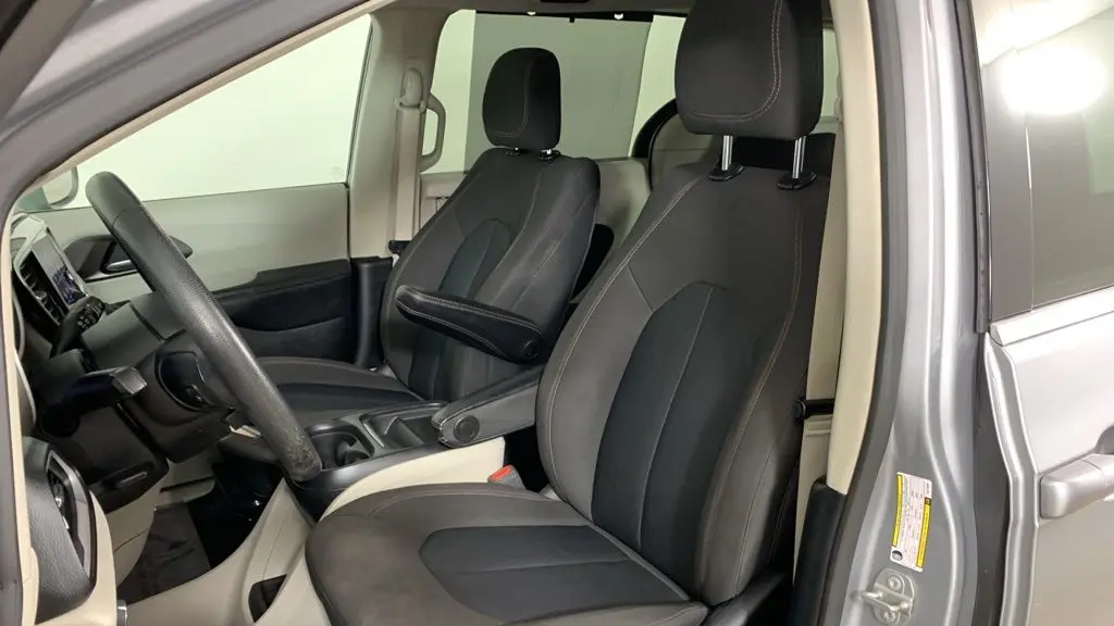 2020 Chrysler Pacifica Touring