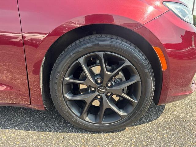 2021 Chrysler Pacifica - $16,699